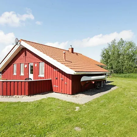 Three-bedroom Holiday In 24 Semesterbostad Otterndorf